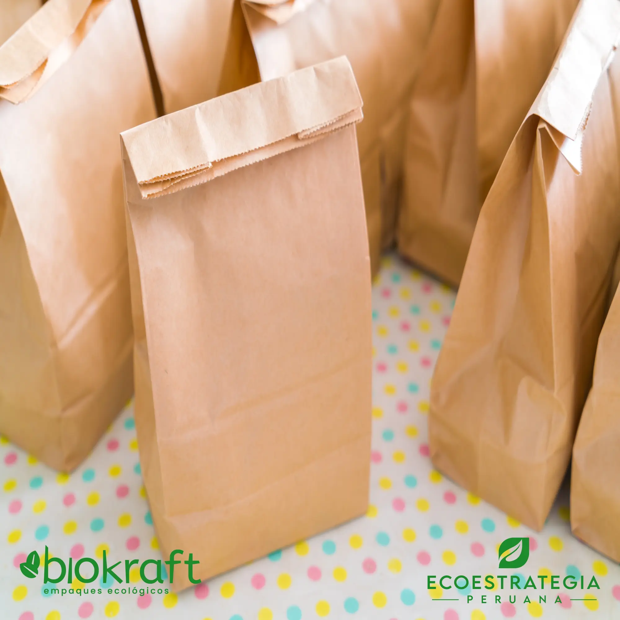 Esta bolsa de papel Kraft tiene un grosor de 60 gr y un peso de 13gr. Bolsas biodegradables y ecológicas reutilizables y personalizadas. Ideal para delivery