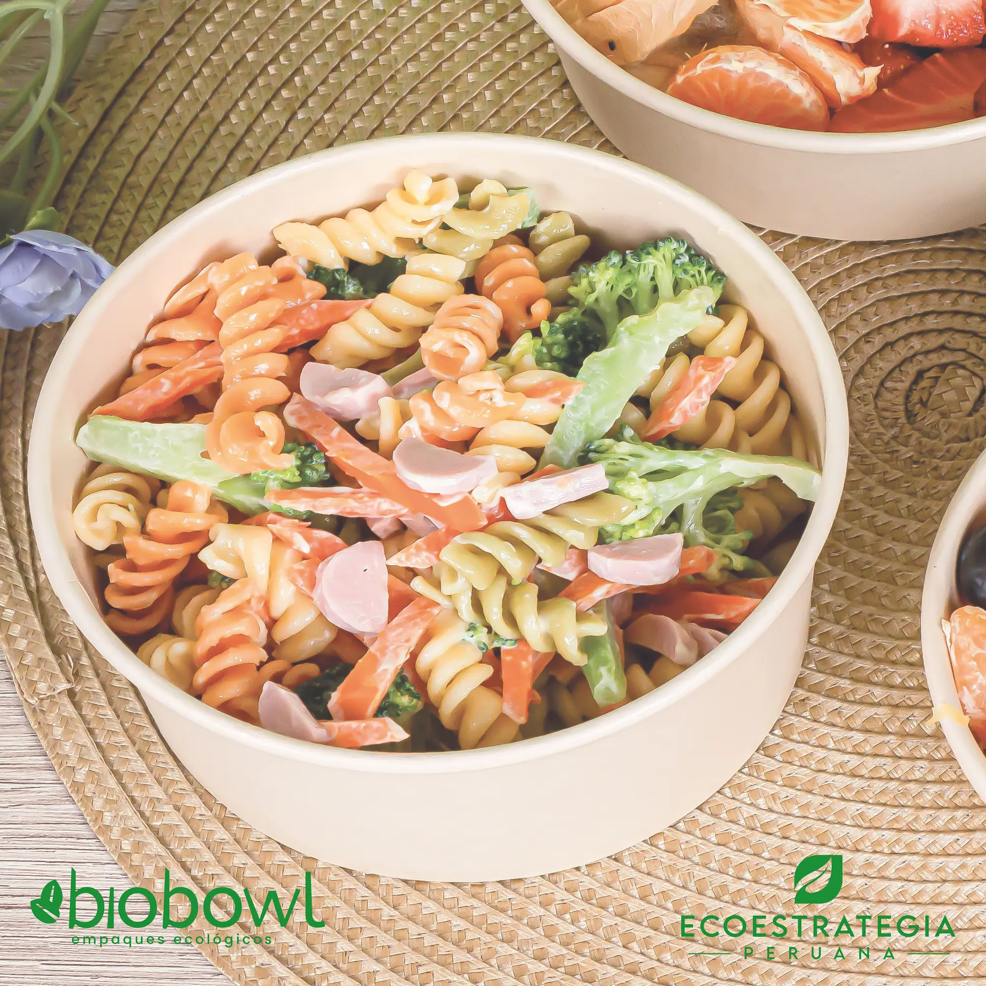 Esta bowl biodegradable de 1300 ml es a base de fibra de bambu. Envases descartables con gramaje ideal, cotiza tus empaques, platos y tapers para alimentos